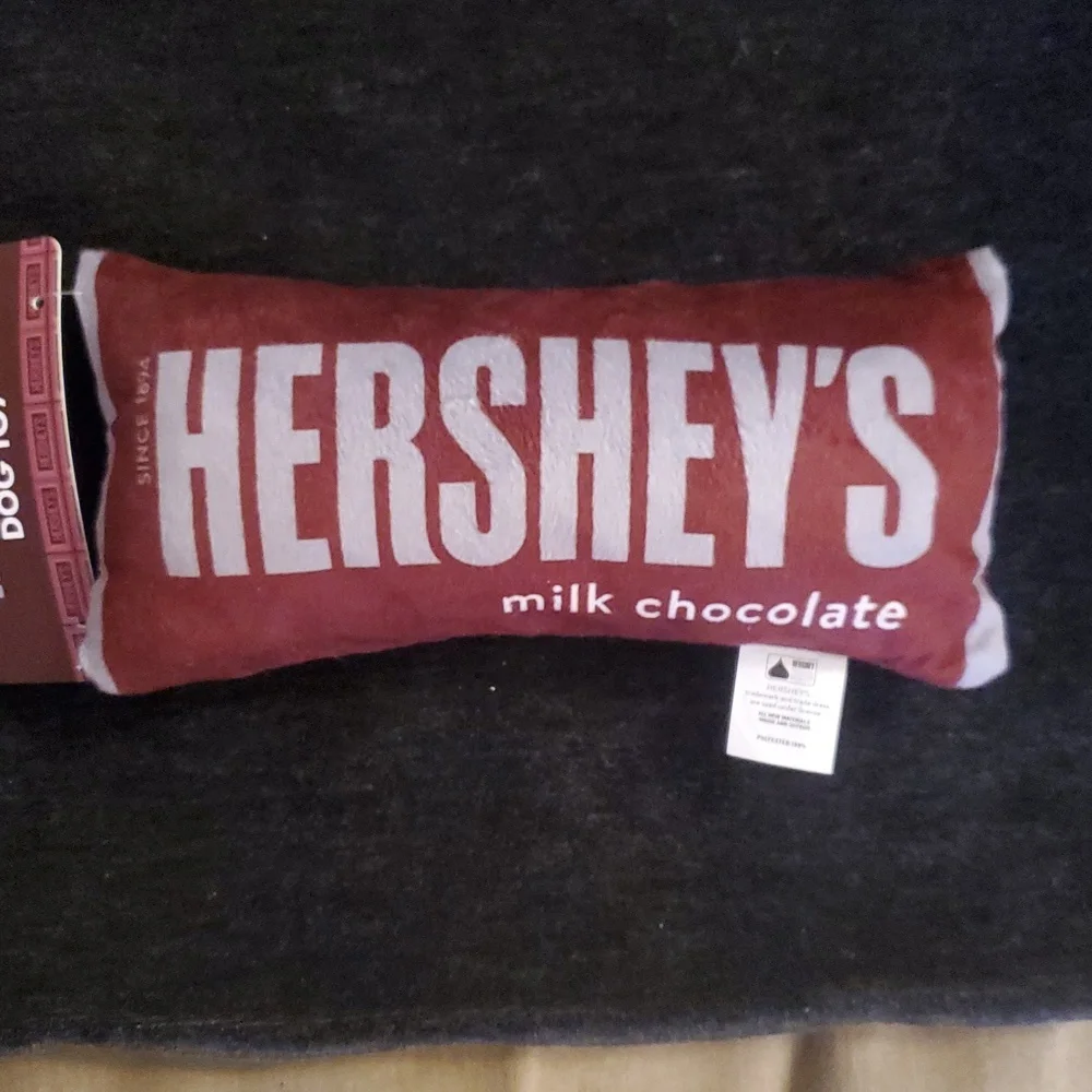 🐕  HERSHEY'S MILK CHOCOLATE DOG CRINKLE TOY 🐕